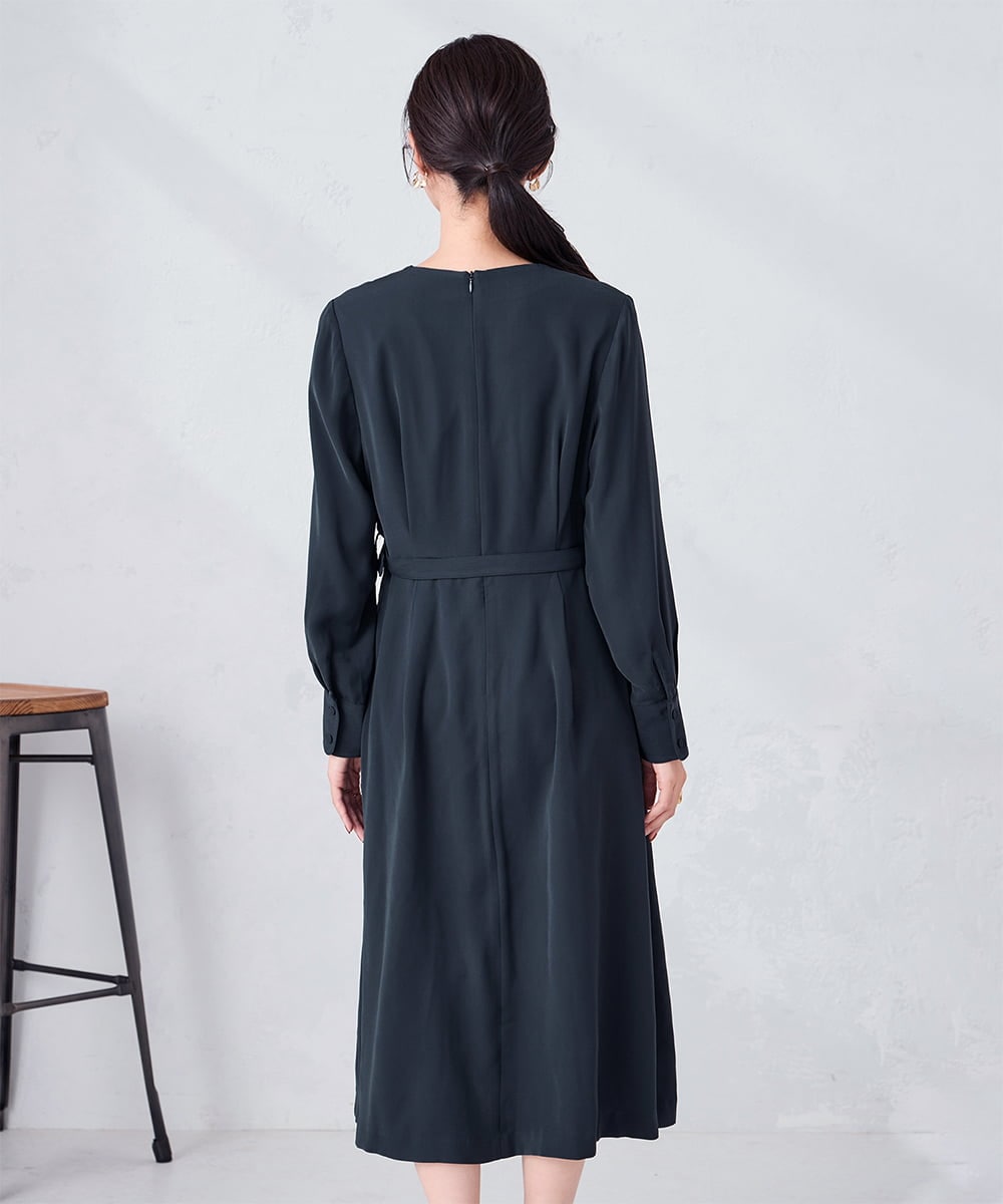 K2EKA06099 a.v.v(アー・ヴェ・ヴェ) 【洗える】ウエストタックワンピース ネイビー