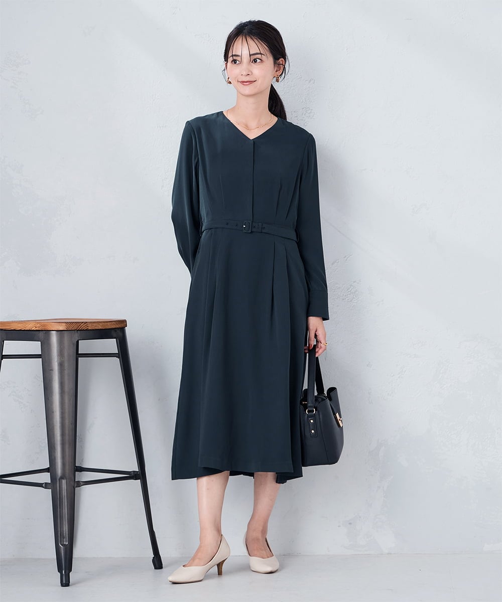 K2EKA06099 a.v.v(アー・ヴェ・ヴェ) 【洗える】ウエストタックワンピース ネイビー