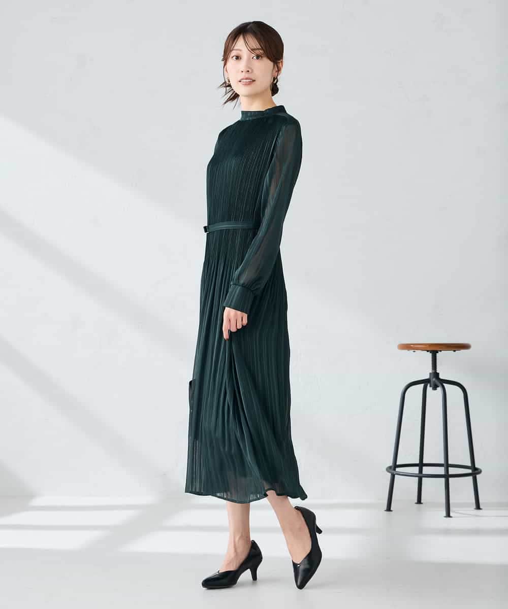 K2EKA09099 a.v.v(アー・ヴェ・ヴェ) ランダムプリーツワンピース グリーン