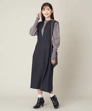 K2EKS13089 a.v.v(アー・ヴェ・ヴェ) スリットネックジャンスカ ブラック