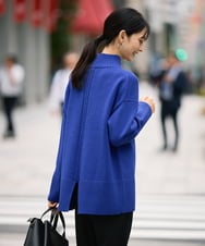 K2FAA46044 a.v.v(アー・ヴェ・ヴェ) 【洗える】バックスリットニット ロイヤルブルー