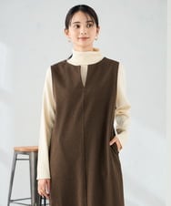 K2FAD01029 a.v.v(アー・ヴェ・ヴェ) リブタートルニット レッド