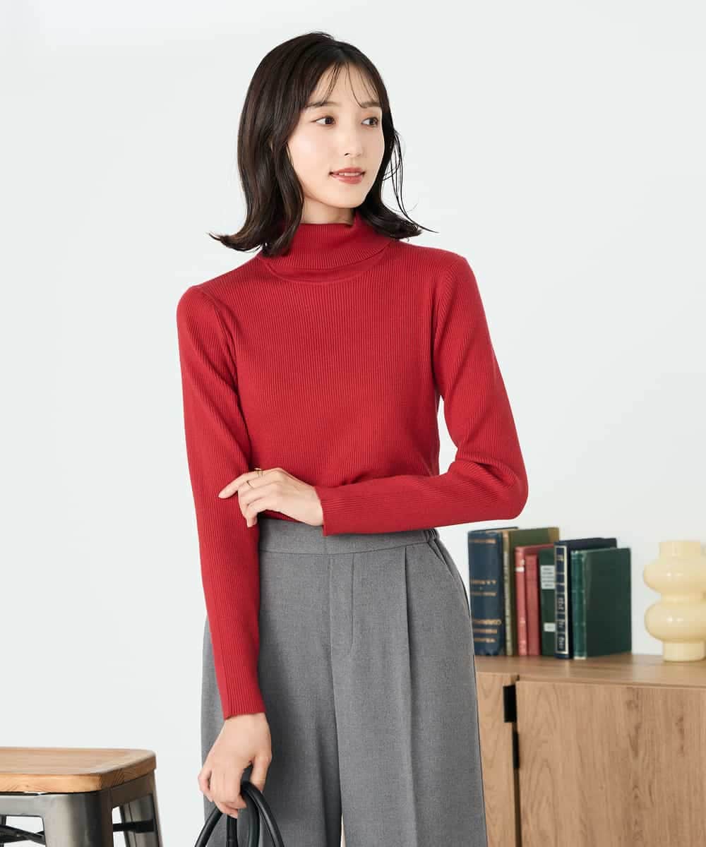 K2FAD01029 a.v.v(アー・ヴェ・ヴェ) リブタートルニット レッド