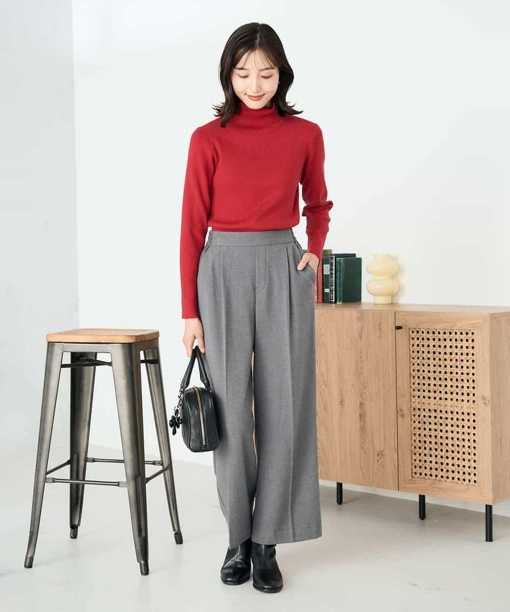 K2FAD01029 a.v.v(アー・ヴェ・ヴェ) リブタートルニット レッド