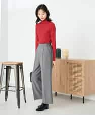 K2FAD01029 a.v.v(アー・ヴェ・ヴェ) リブタートルニット レッド