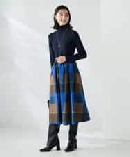 K2FAD01029 a.v.v(アー・ヴェ・ヴェ) リブタートルニット レッド