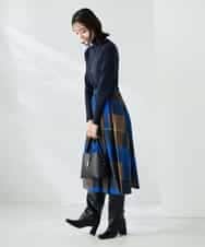 K2FAD01029 a.v.v(アー・ヴェ・ヴェ) リブタートルニット レッド