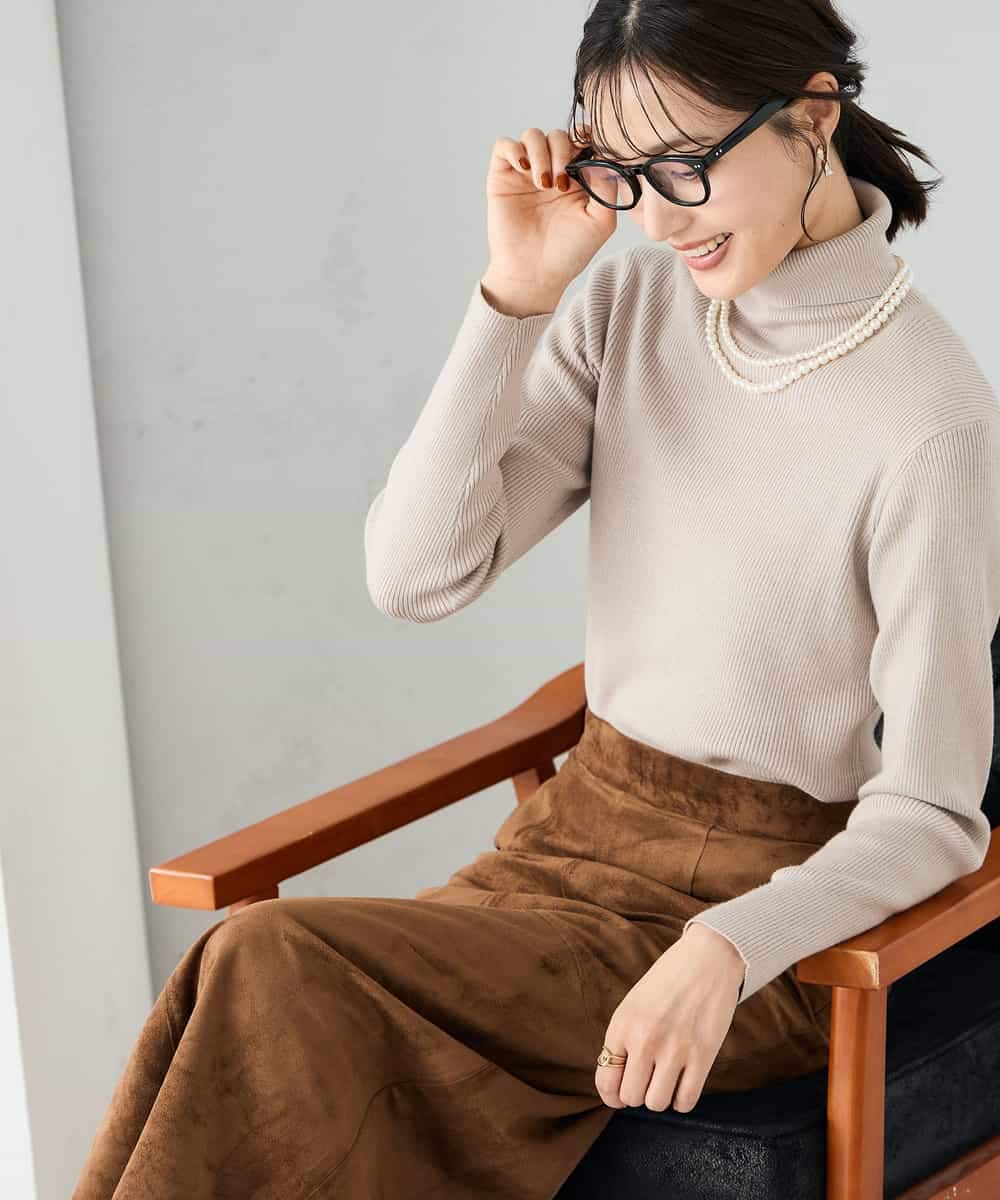 K2FAD01029 a.v.v(アー・ヴェ・ヴェ) リブタートルニット レッド