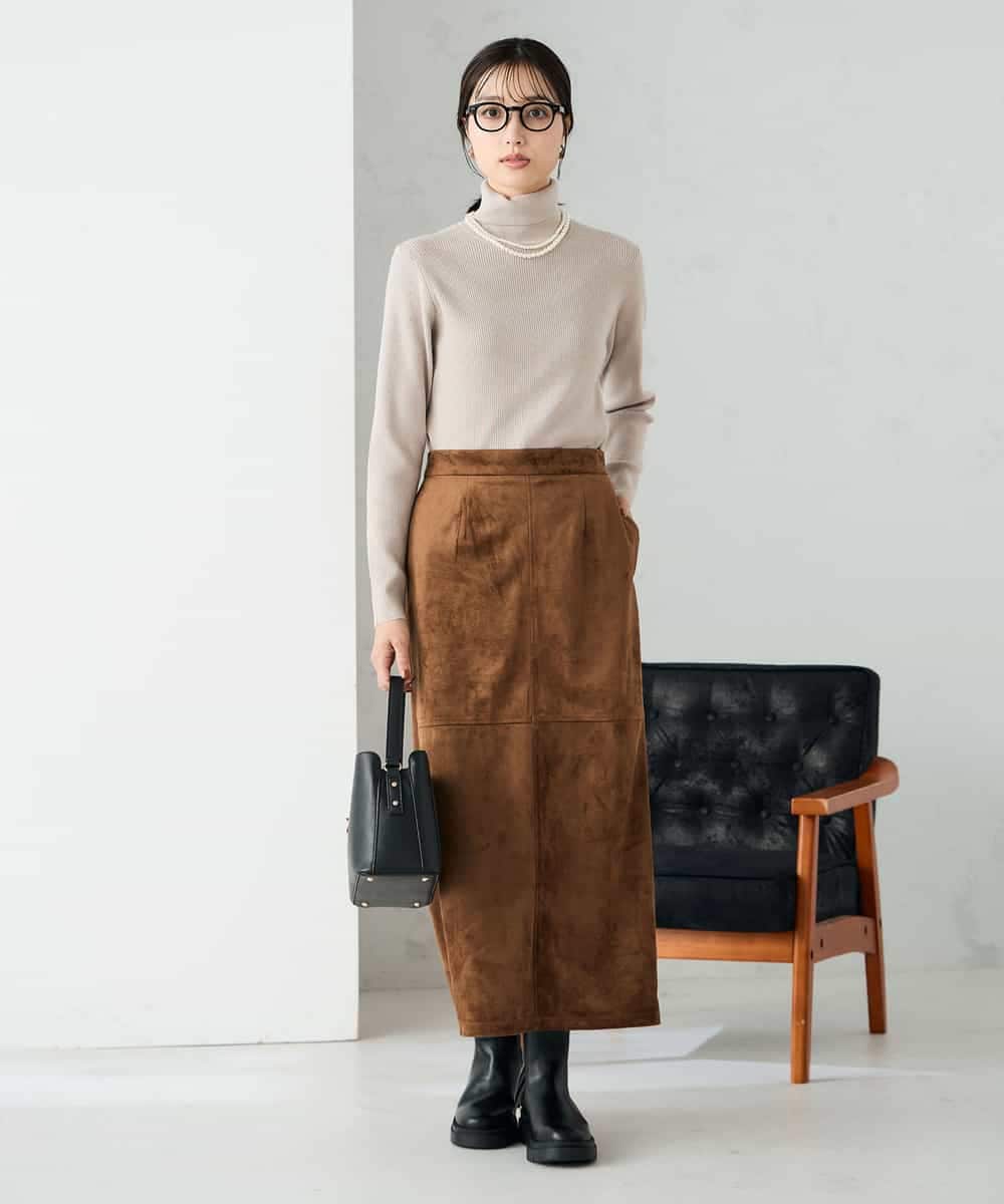 K2FAD01029 a.v.v(アー・ヴェ・ヴェ) リブタートルニット レッド