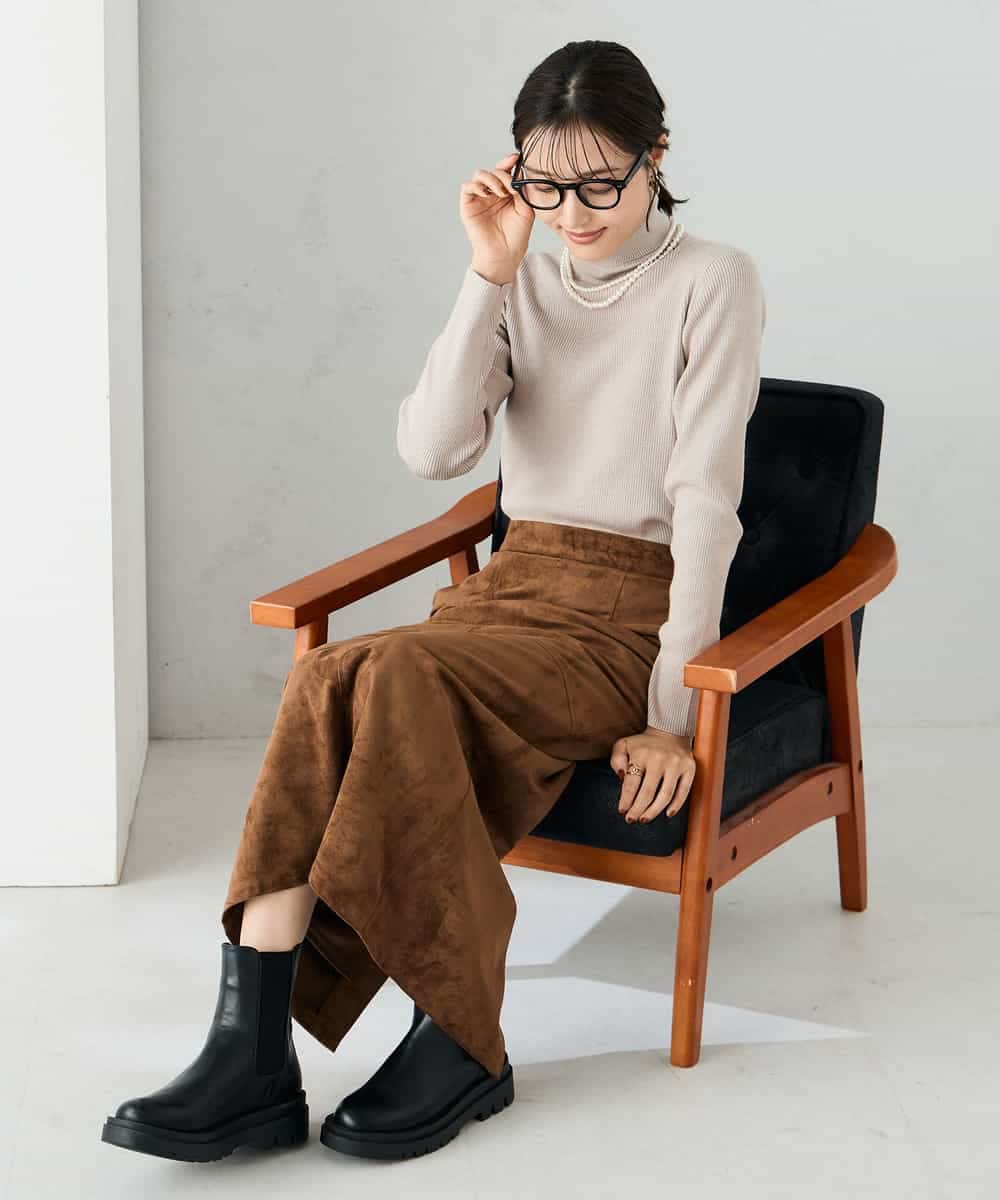 K2FAD01029 a.v.v(アー・ヴェ・ヴェ) リブタートルニット レッド