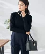 K2FAD01029 a.v.v(アー・ヴェ・ヴェ) リブタートルニット レッド