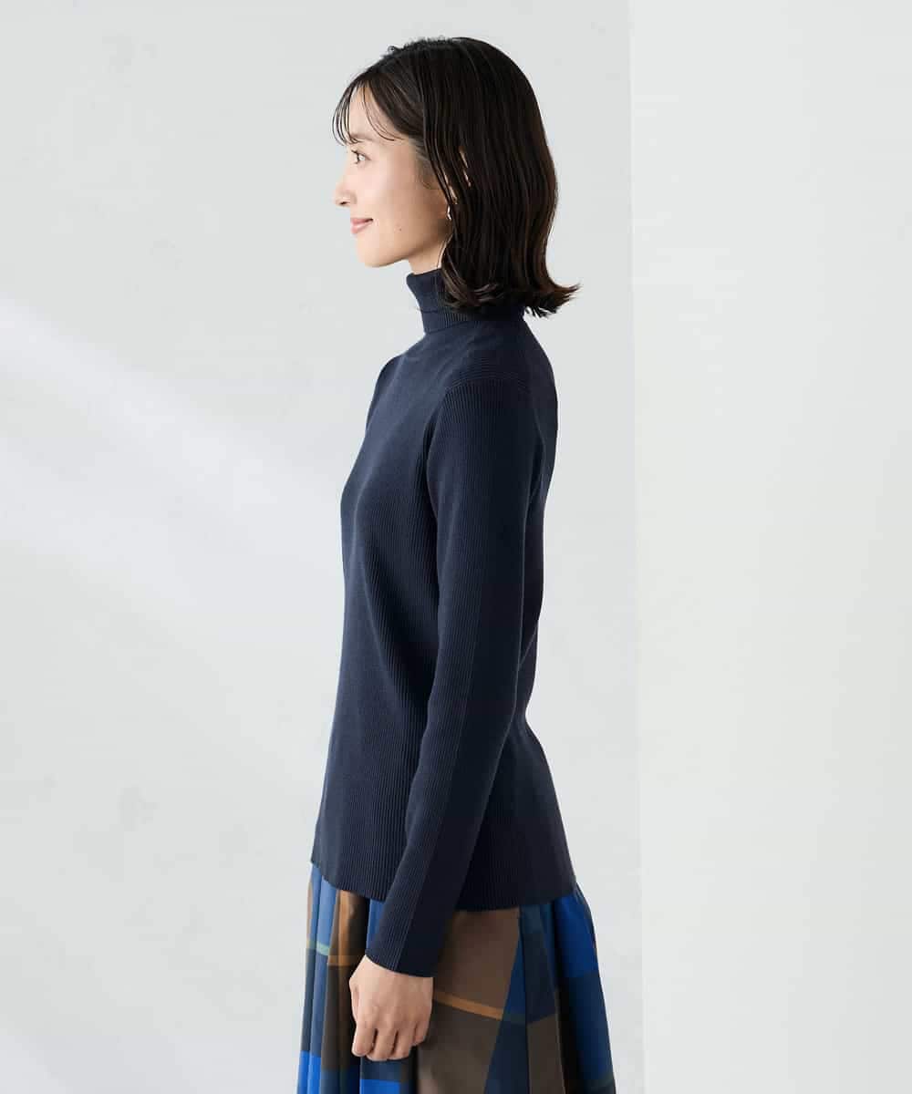 K2FAD01029 a.v.v(アー・ヴェ・ヴェ) リブタートルニット レッド