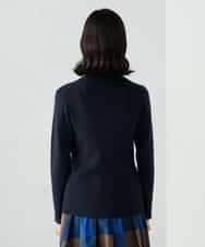 K2FAD01029 a.v.v(アー・ヴェ・ヴェ) リブタートルニット レッド