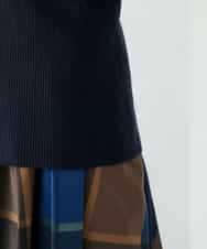 K2FAD01029 a.v.v(アー・ヴェ・ヴェ) リブタートルニット レッド