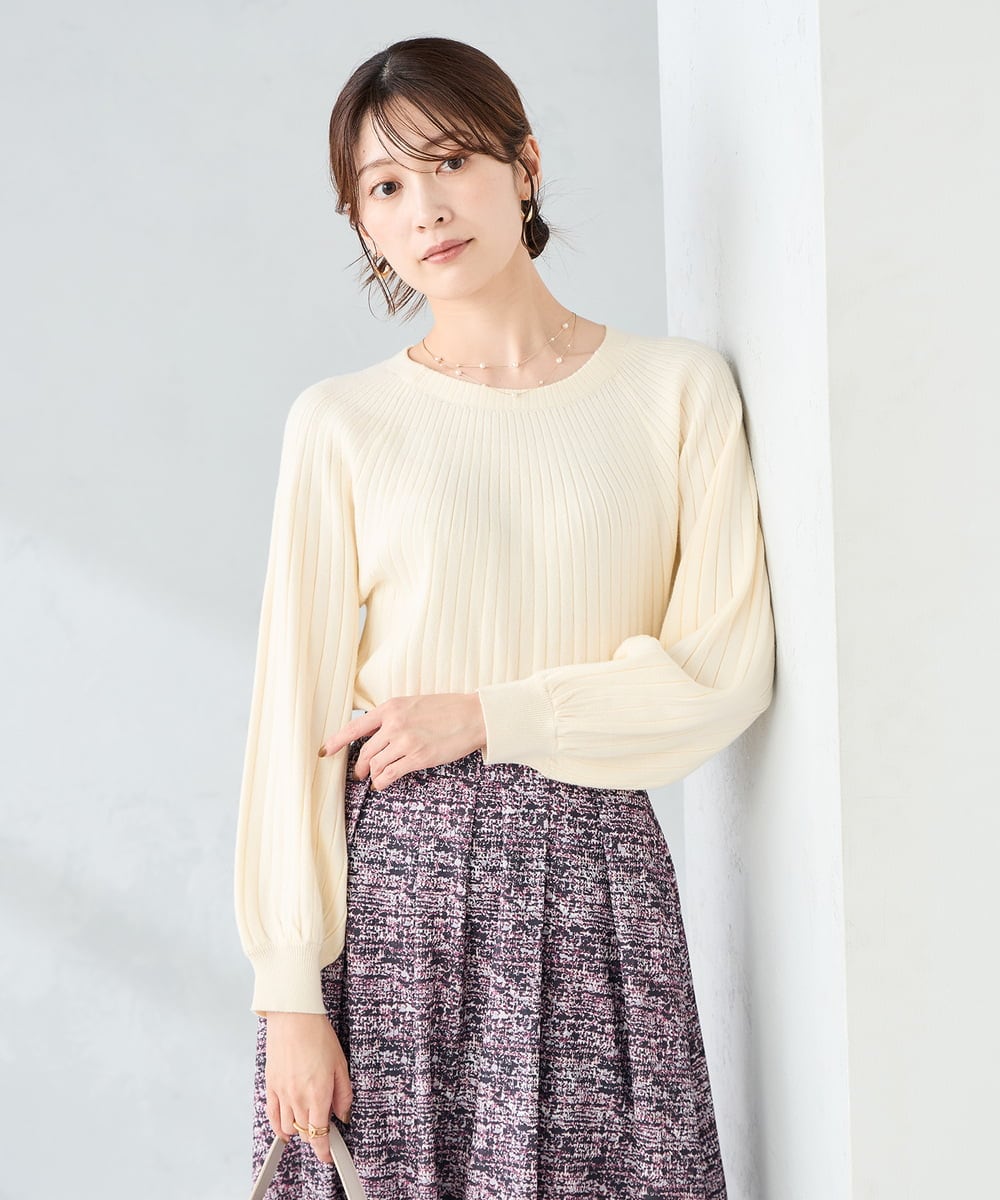 K2FAD10044 a.v.v(アー・ヴェ・ヴェ) 【洗える/雑誌InRed(宝島社)11月号掲載】求心風モックネックニット アイボリー