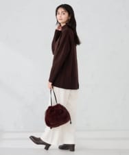 K2FAD46044 a.v.v(アー・ヴェ・ヴェ) 【洗える/静電気が起きにくい】バックスリットニット レッド