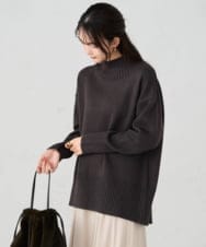 K2FAD46044 a.v.v(アー・ヴェ・ヴェ) 【洗える/静電気が起きにくい】バックスリットニット レッド