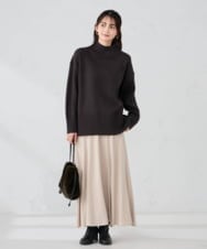 K2FAD46044 a.v.v(アー・ヴェ・ヴェ) 【洗える/静電気が起きにくい】バックスリットニット レッド