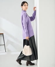 K2FAD46044 a.v.v(アー・ヴェ・ヴェ) 【洗える/静電気が起きにくい】バックスリットニット レッド