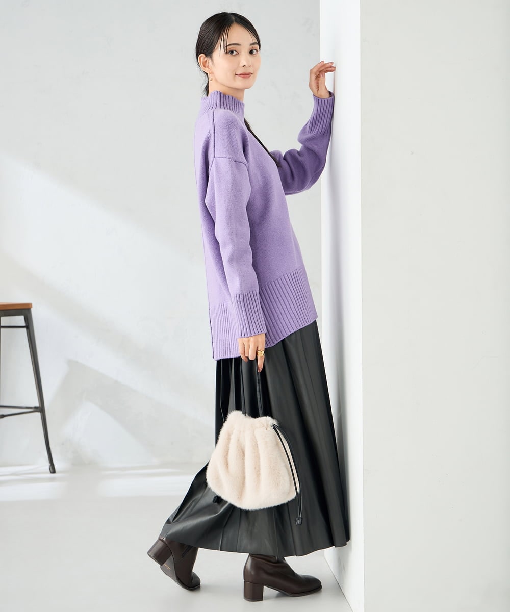 K2FAD46044 a.v.v(アー・ヴェ・ヴェ) 【洗える/静電気が起きにくい】バックスリットニット レッド