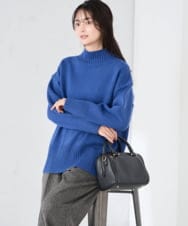 K2FAD46044 a.v.v(アー・ヴェ・ヴェ) 【洗える/静電気が起きにくい】バックスリットニット ブルー