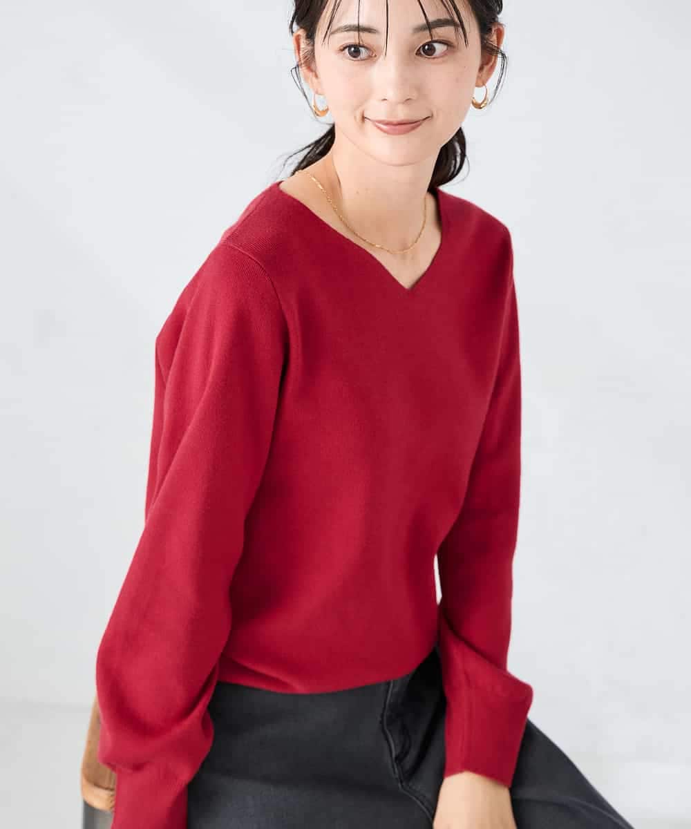K2FAD59039 a.v.v(アー・ヴェ・ヴェ) 【洗える/雑誌InRed(宝島社)11月号掲載】Vネック美ラクるパフスリーブニット レッド