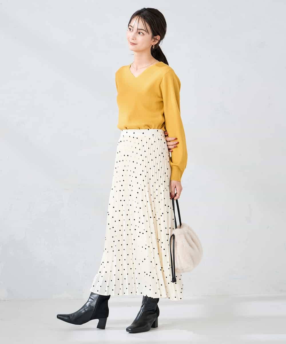 K2FAD59039 a.v.v(アー・ヴェ・ヴェ) 【洗える/雑誌InRed(宝島社)11月号掲載】Vネック美ラクるパフスリーブニット レッド