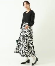 K2FAS59034 a.v.v(アー・ヴェ・ヴェ) パフスリーブVネックニット アイボリー