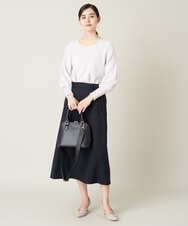 K2FAV43049 a.v.v(アー・ヴェ・ヴェ) フェザーヤーンラメVネックニット アイボリー