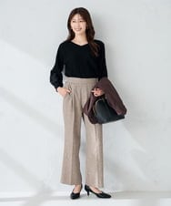 K2FBD15044 a.v.v(アー・ヴェ・ヴェ) プリーツライクVネックニット レッド