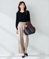 K2FBD15044 a.v.v(アー・ヴェ・ヴェ) プリーツライクVネックニット レッド