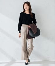 K2FBD15044 a.v.v(アー・ヴェ・ヴェ) プリーツライクVネックニット レッド