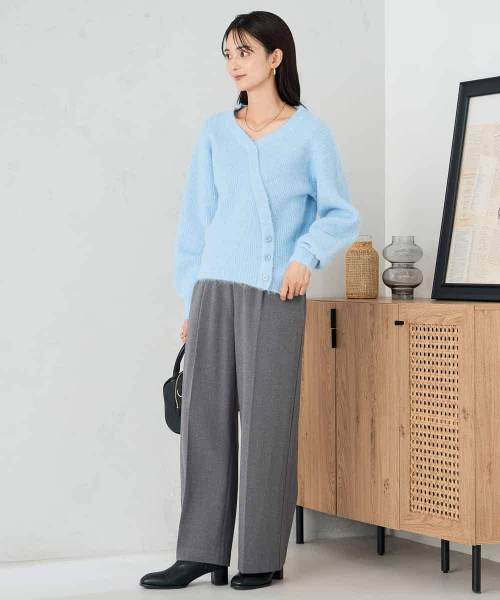 K2FBD23049 a.v.v(アー・ヴェ・ヴェ) カシュクールライクVネックニット ライトブルー