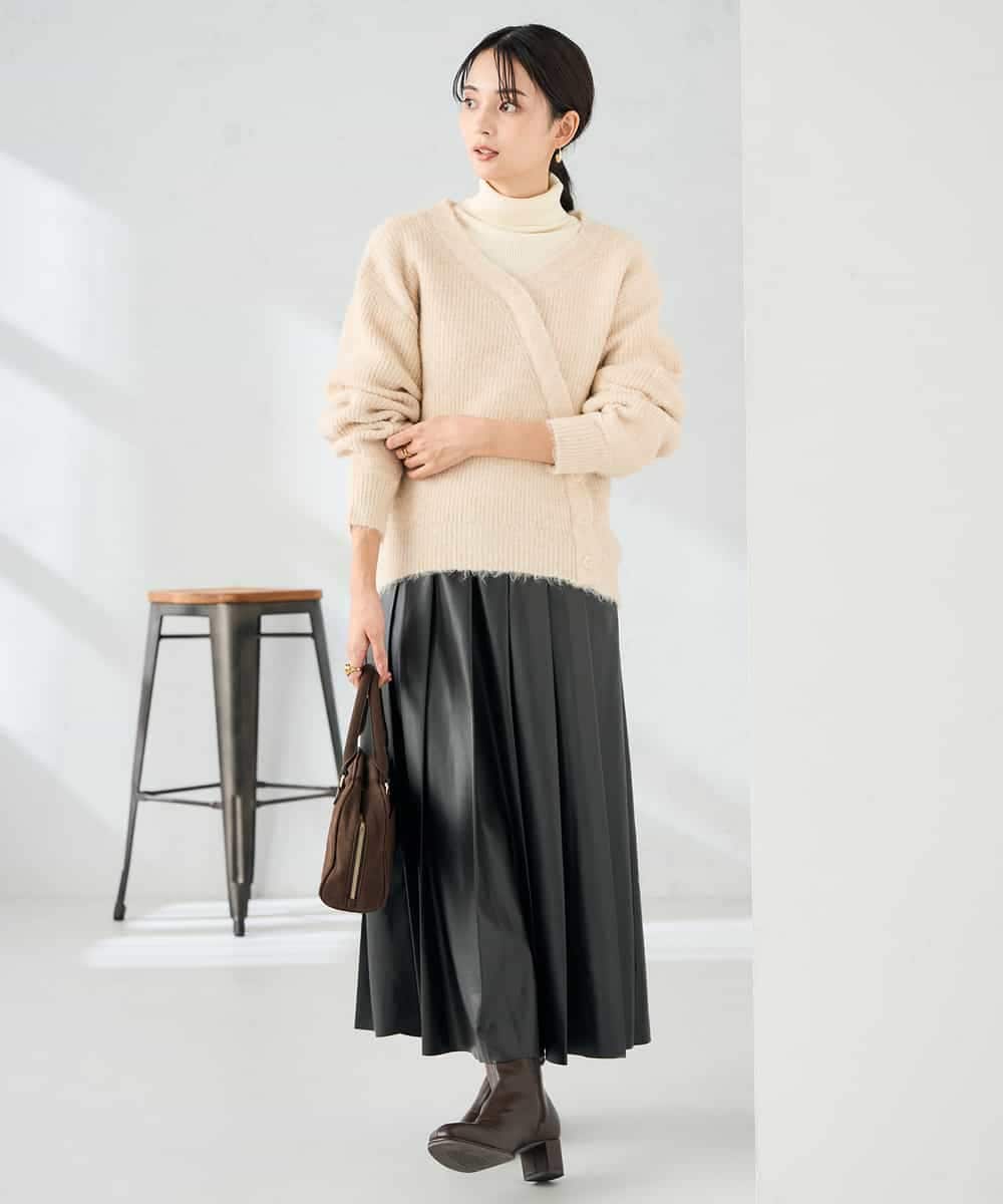 K2FBD23049 a.v.v(アー・ヴェ・ヴェ) カシュクールライクVネックニット ライトブルー