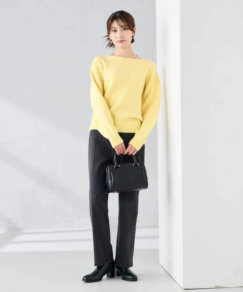 K2FBD25049 a.v.v(アー・ヴェ・ヴェ) ダイヤ柄ニットプルオーバー ライトイエロー