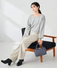 K2FBD27054 a.v.v(アー・ヴェ・ヴェ) フラワー刺繍ニットプルオーバー ライトブルー