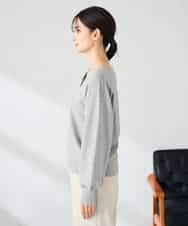 K2FBD27054 a.v.v(アー・ヴェ・ヴェ) フラワー刺繍ニットプルオーバー ライトブルー