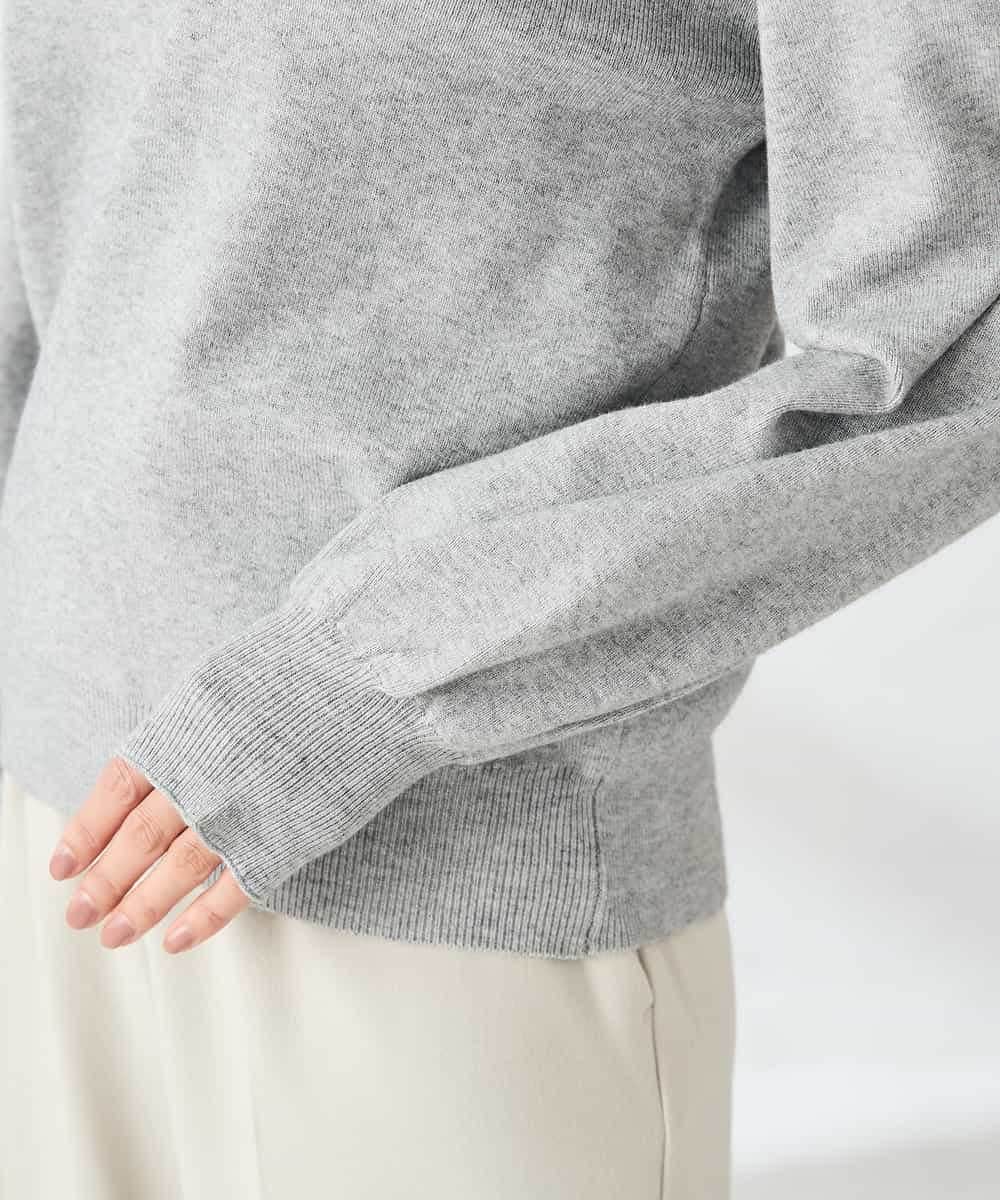 K2FBD27054 a.v.v(アー・ヴェ・ヴェ) フラワー刺繍ニットプルオーバー ライトブルー