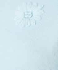 K2FBD27054 a.v.v(アー・ヴェ・ヴェ) フラワー刺繍ニットプルオーバー ライトブルー