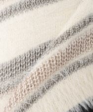 K2FBD29059 a.v.v(アー・ヴェ・ヴェ) フェザーボーダーニット アイボリー