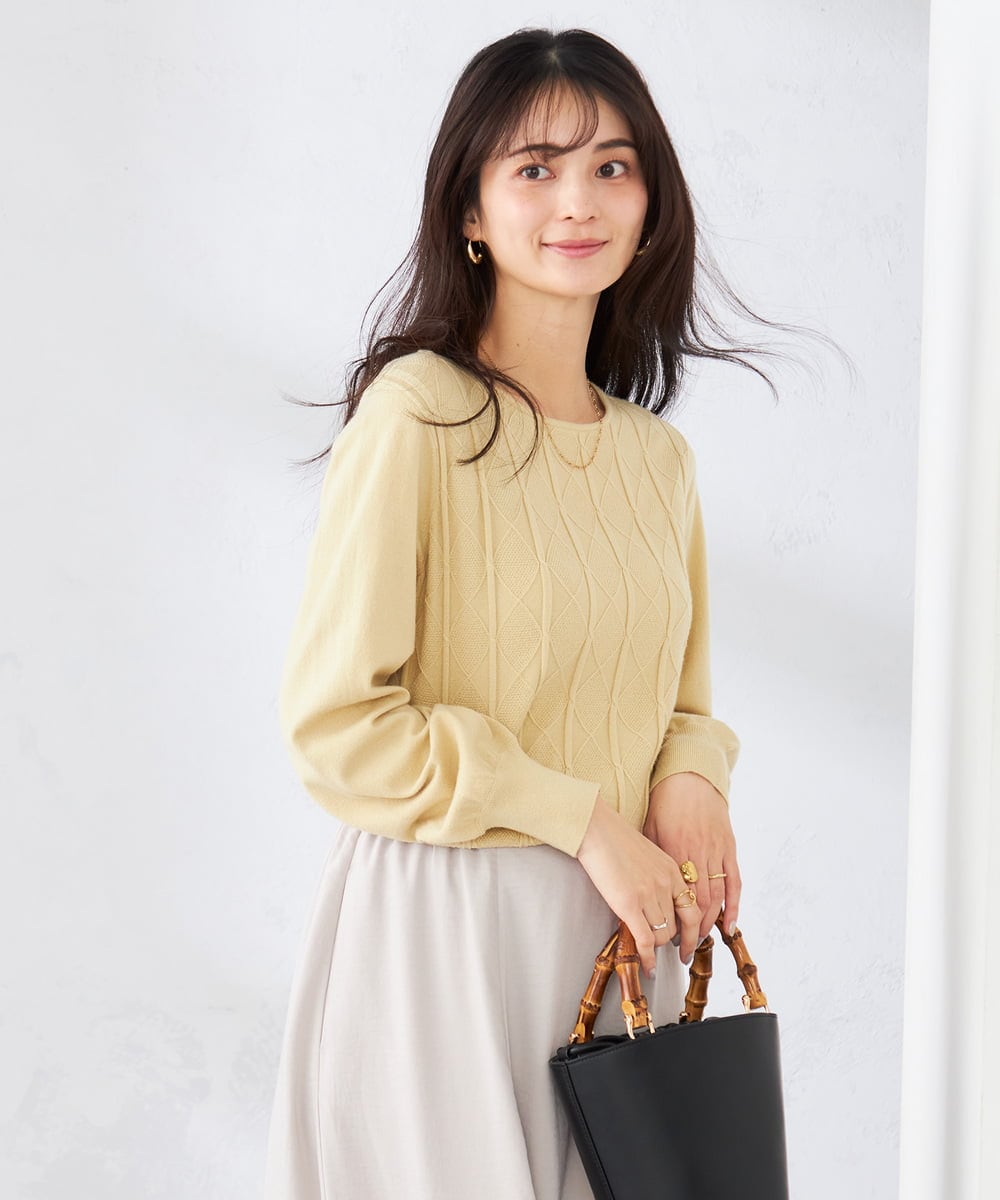 K2FBD34049 a.v.v(アー・ヴェ・ヴェ) アーガイルパフスリーブニット ライトイエロー