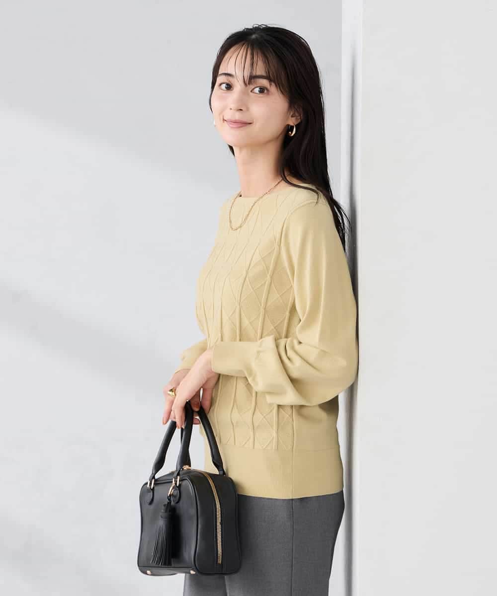 K2FBD34049 a.v.v(アー・ヴェ・ヴェ) アーガイルパフスリーブニット ライトイエロー