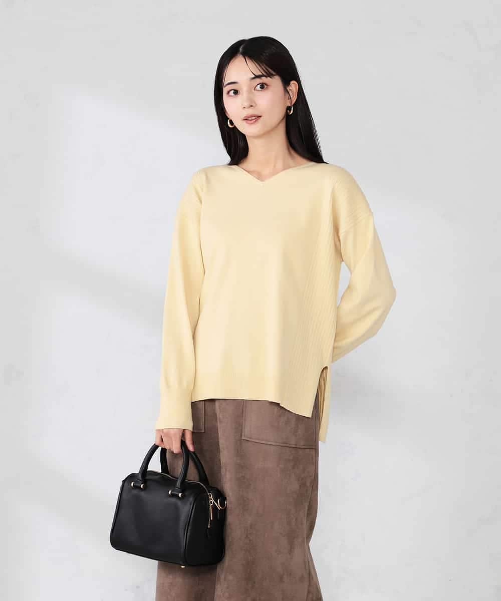 K2FBD66044 a.v.v(アー・ヴェ・ヴェ) サイドリブVネックニット オレンジ