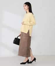 K2FBD66044 a.v.v(アー・ヴェ・ヴェ) サイドリブVネックニット オレンジ