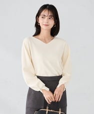 K2FBD71044 a.v.v(アー・ヴェ・ヴェ) 【WEB限定】ゴールドボタンVネックニット アイボリー