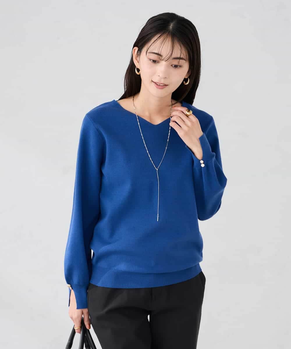 K2FBD71044 a.v.v(アー・ヴェ・ヴェ) 【WEB限定】ゴールドボタンVネックニット ピンク