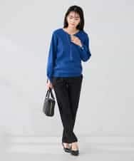 K2FBD71044 a.v.v(アー・ヴェ・ヴェ) 【WEB限定】ゴールドボタンVネックニット ピンク