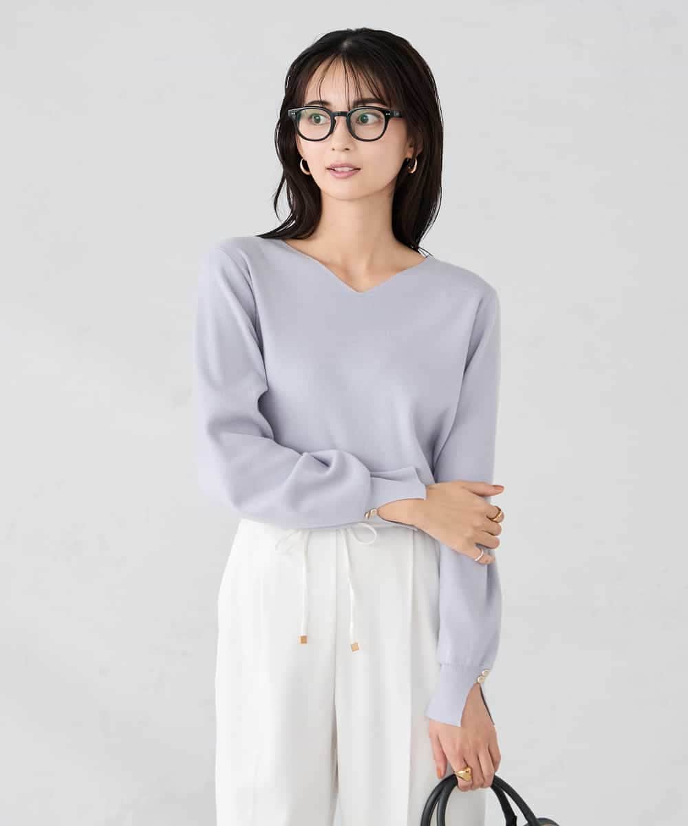 K2FBD71044 a.v.v(アー・ヴェ・ヴェ) 【WEB限定】ゴールドボタンVネックニット ピンク