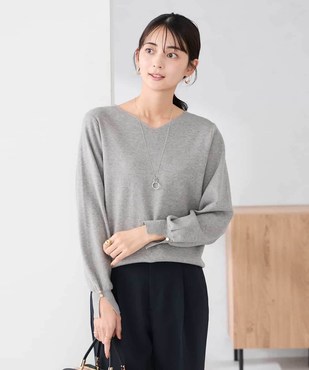 K2FBD71044 a.v.v(アー・ヴェ・ヴェ) 【WEB限定】ゴールドボタンVネックニット ピンク