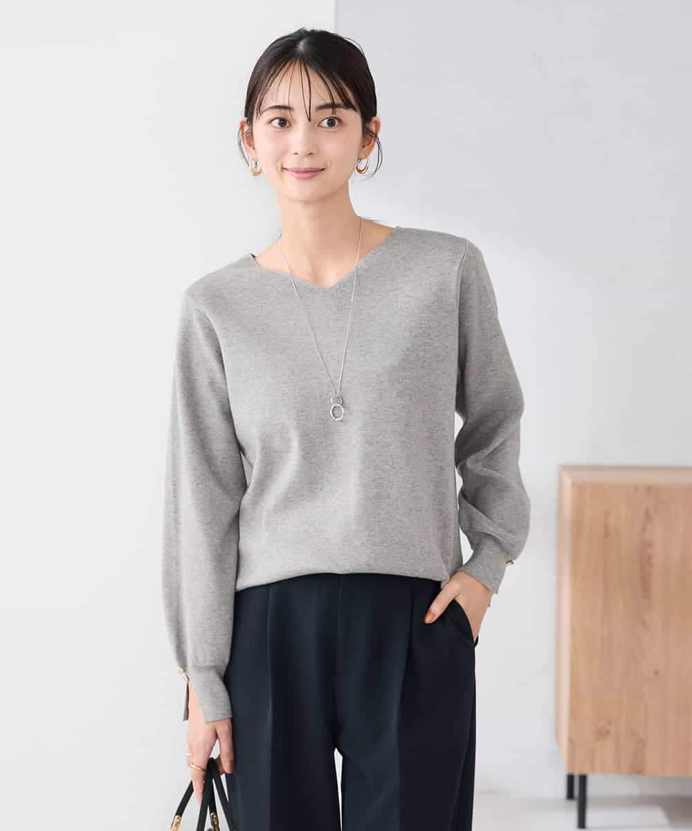 K2FBD71044 a.v.v(アー・ヴェ・ヴェ) 【WEB限定】ゴールドボタンVネックニット ピンク